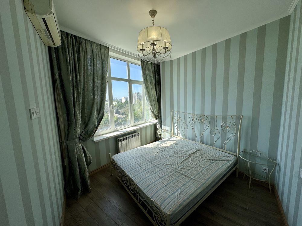 Comfortable 2-bedroom apartment at French Boulevard, Paris Complex