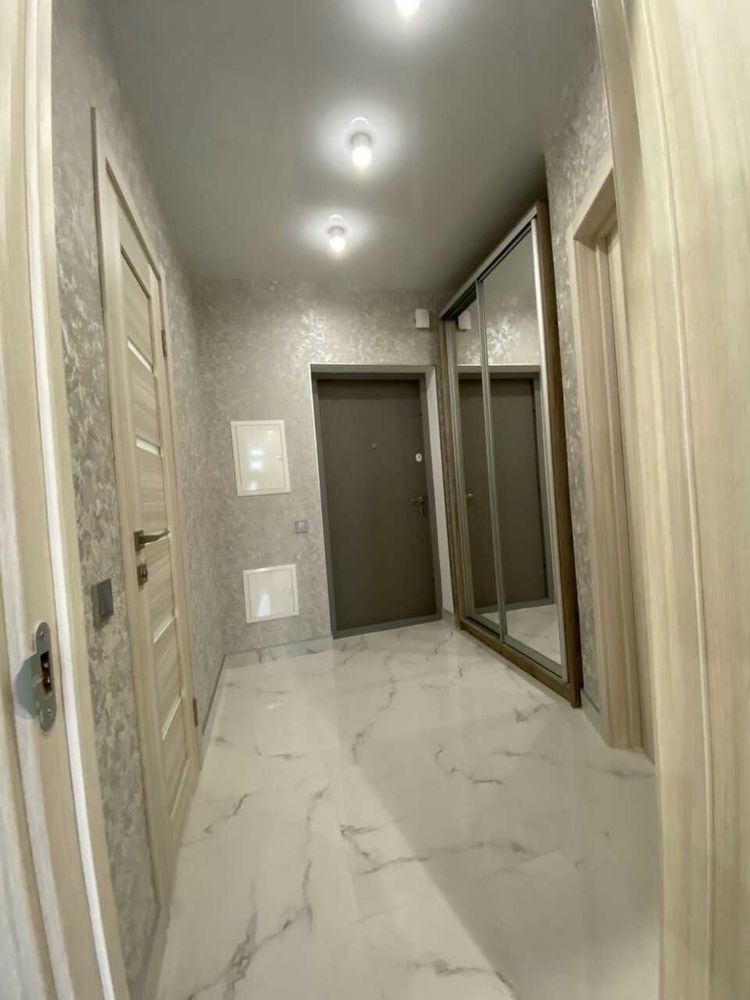 Comfortable 1-bedroom apartment with modern renovation in Teleskop Complex