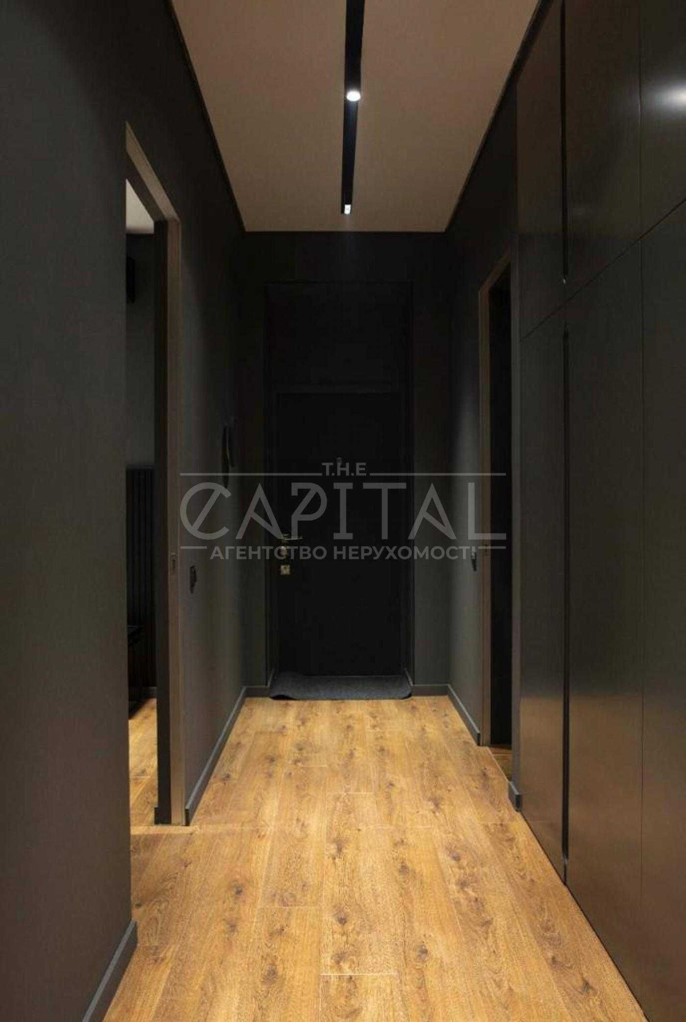 Designer Apartment in City Center with Premium Features
