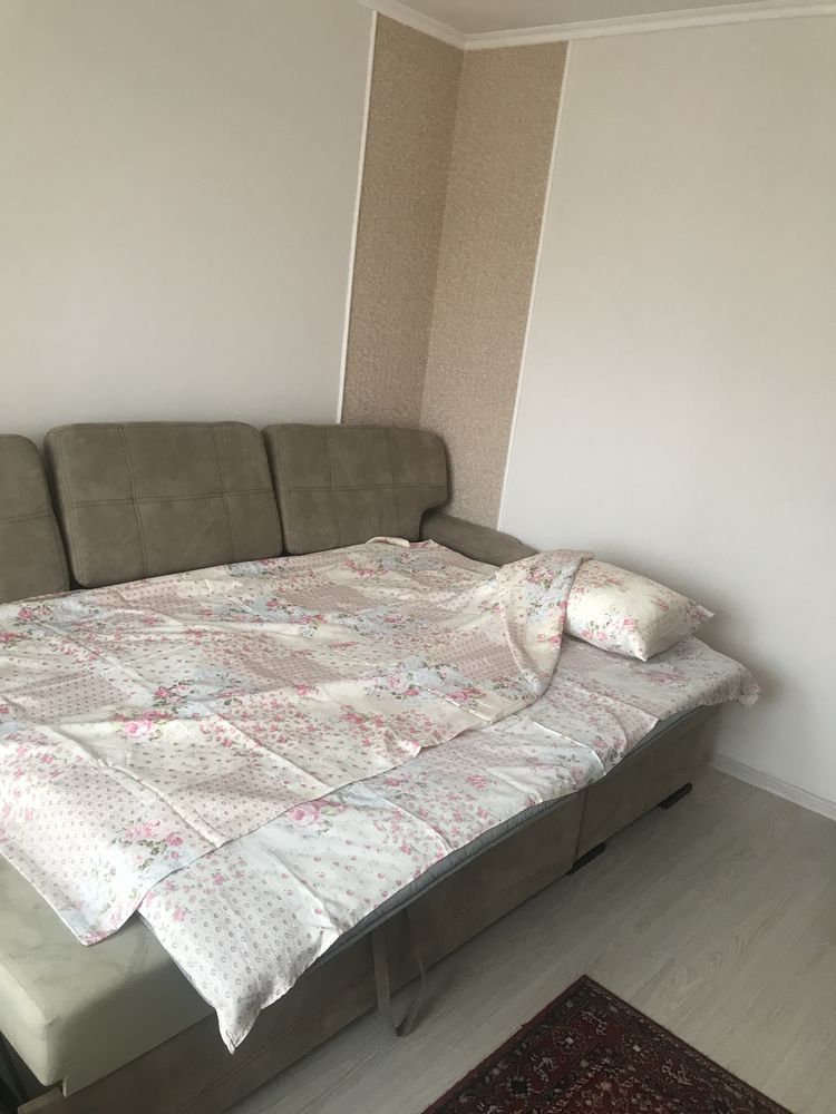 Comfortable, spacious apartment in a new building with quality furniture and appliances