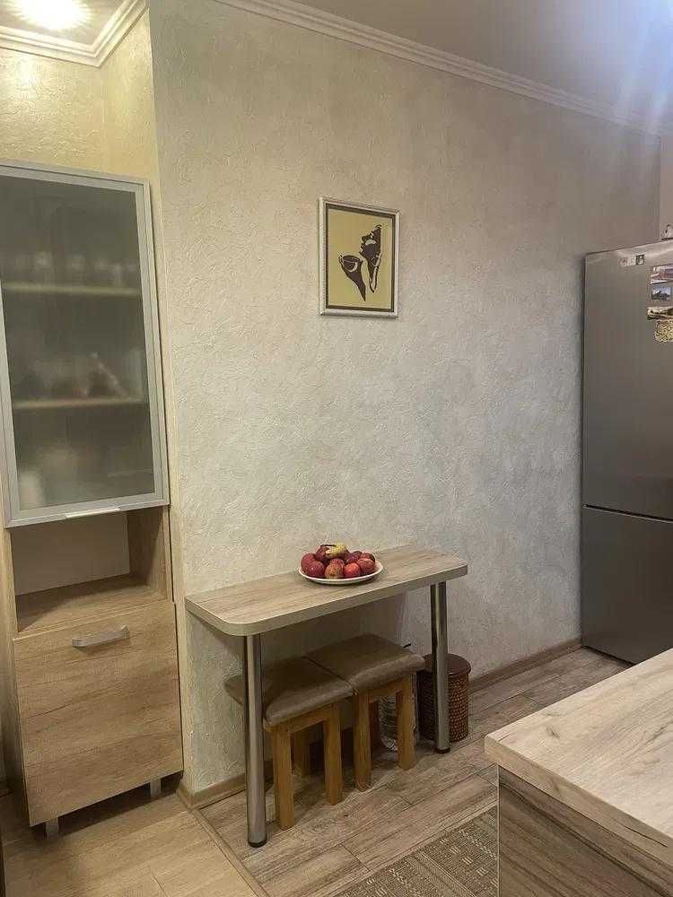1-bedroom apartment with eurorepair, furniture, and appliances