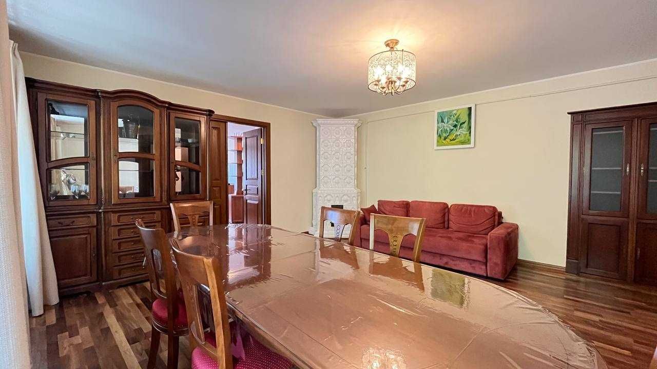 2-Room Apartment in City Center with Full Amenities