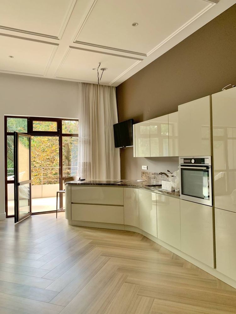 Stylish 50 m² Studio Apartment in Dream City Business-Class Complex