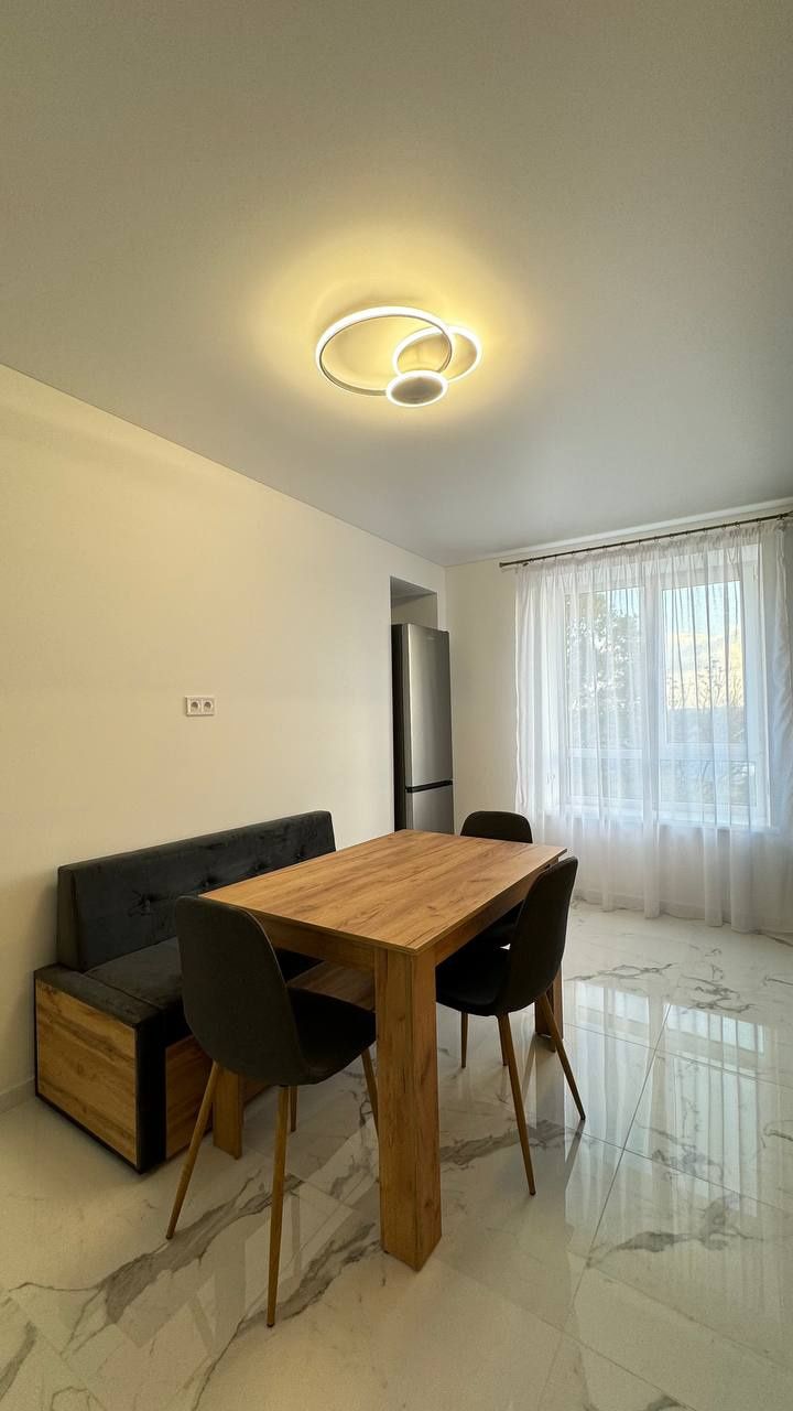Modern Two-Room Apartment with Designer Renovation and Full Amenities