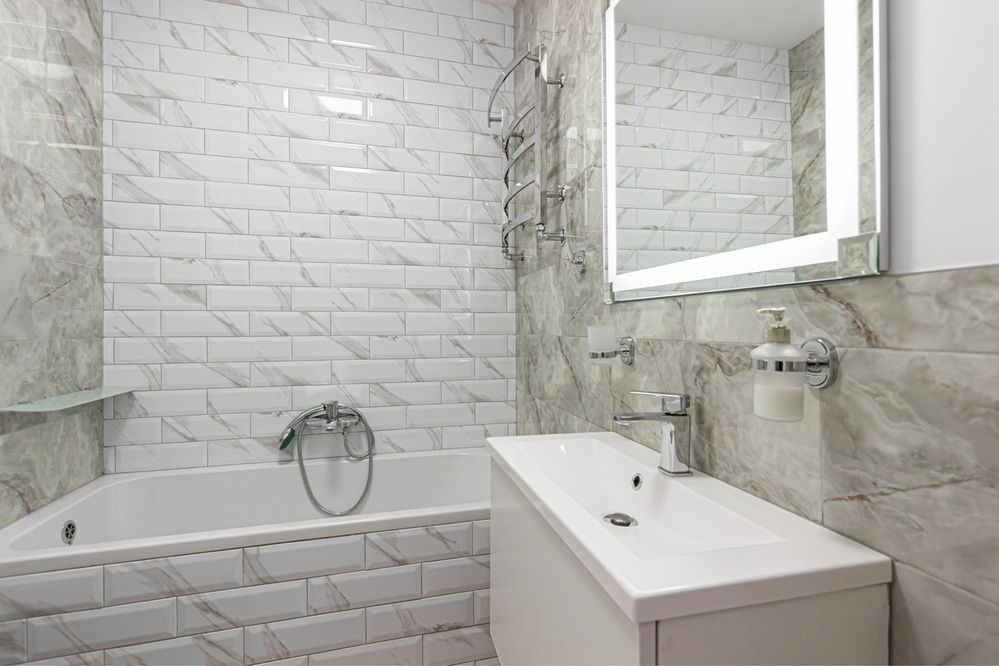 Modern 2-room apartment with euro renovation, convenient location