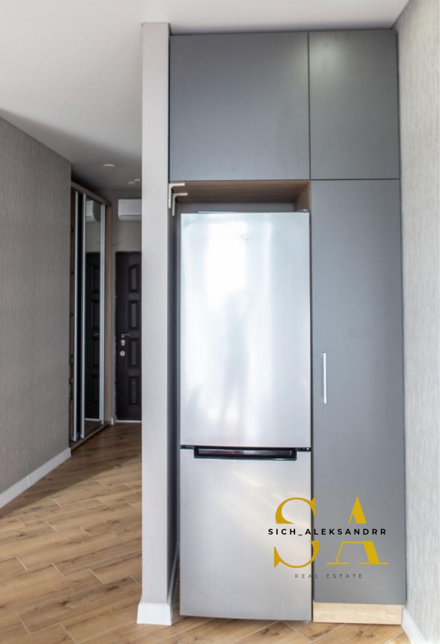 Compact 38 m² Apartment with Terrace in Arcadia, Prime Location
