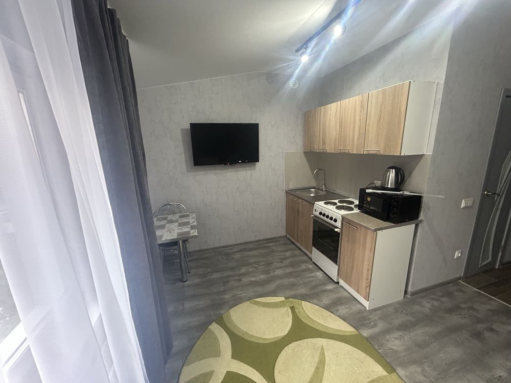 Fully Equipped 1-Room Apartment near Metro Stations