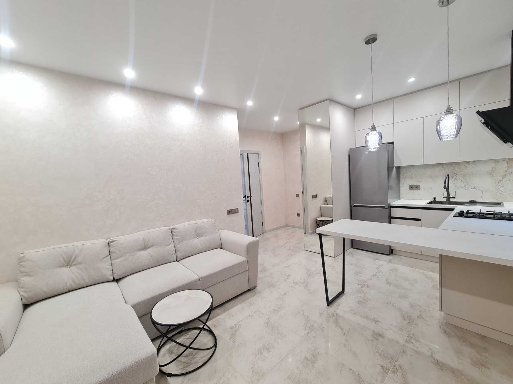Luxurious 1-Bedroom Apartment with High-End Renovation and Autonomous Heating