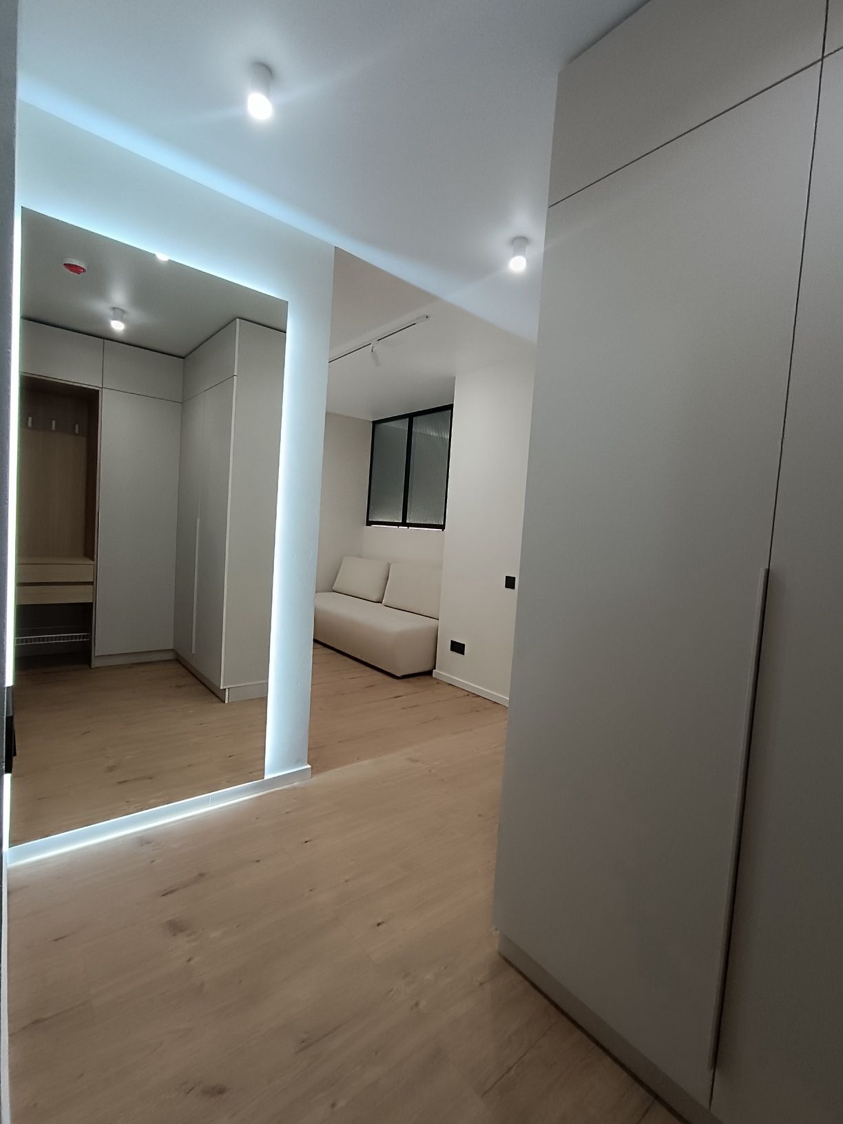 Spacious One-Bedroom Apartment in City Center, ЖК Фемелі Плаза
