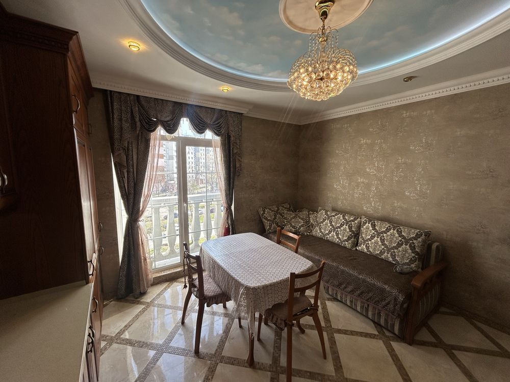 Euro Two-Room Apartment in Nova Anglia Complex