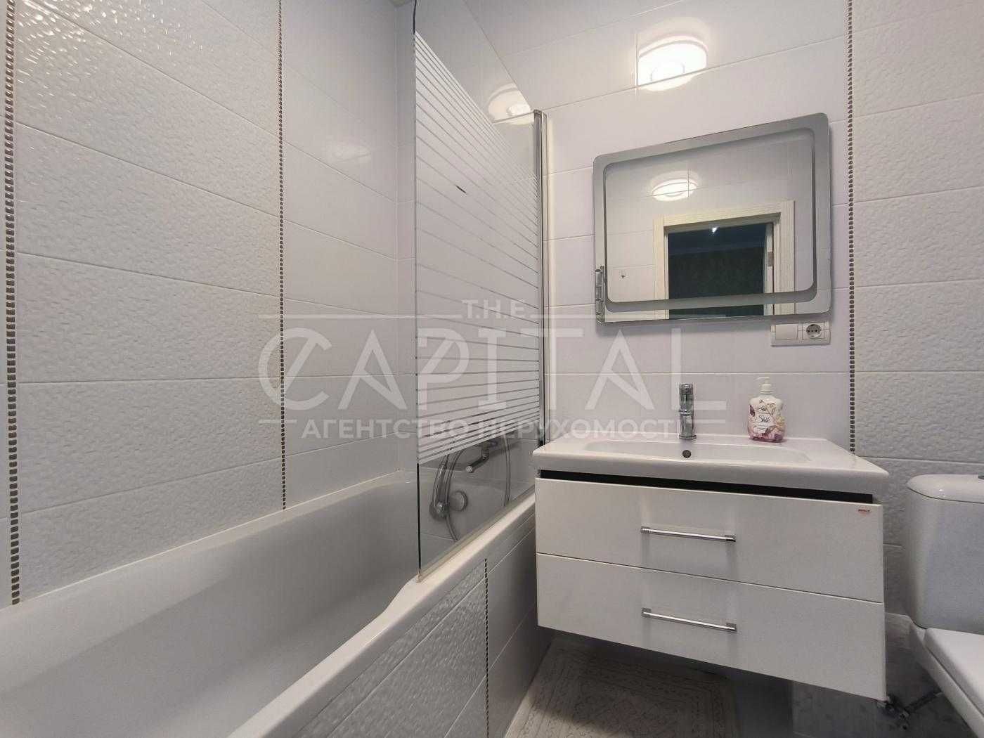 Cozy 1-Bedroom Apartment in French Quarter 2 Residential Complex