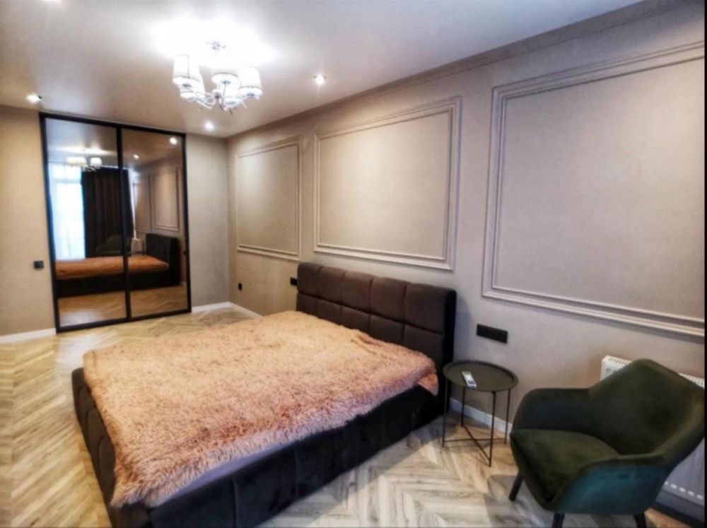 Stylish 2-Bedroom Apartment in Avalon Complex with Terrace and City Views