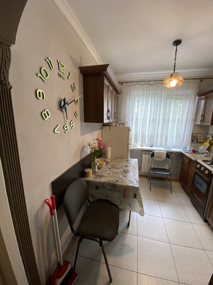 1-Room Apartment on Svobody Avenue with Autonomous Heating