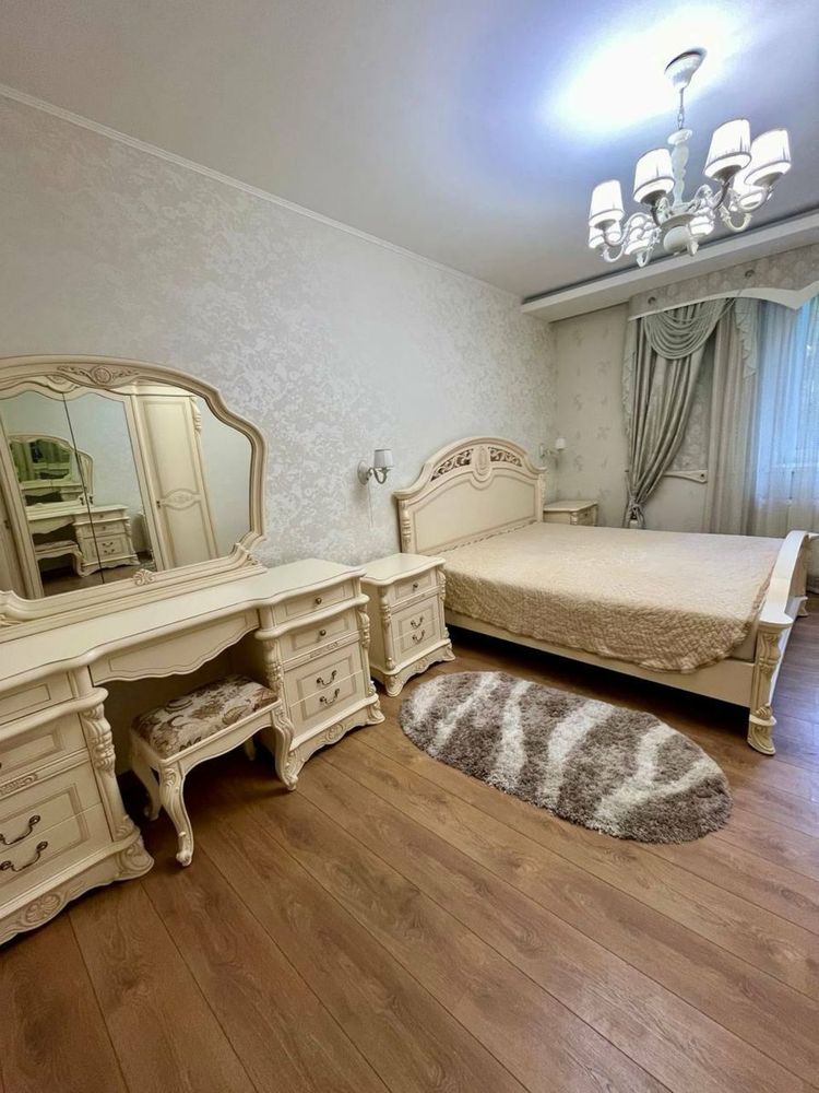 Spacious 150 sq m apartment-house with designer interior and multiple amenities