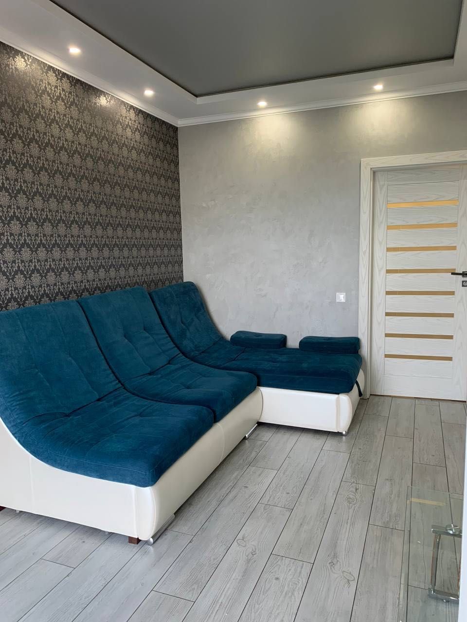 Spacious 2-room apartment with kitchen studio in city center