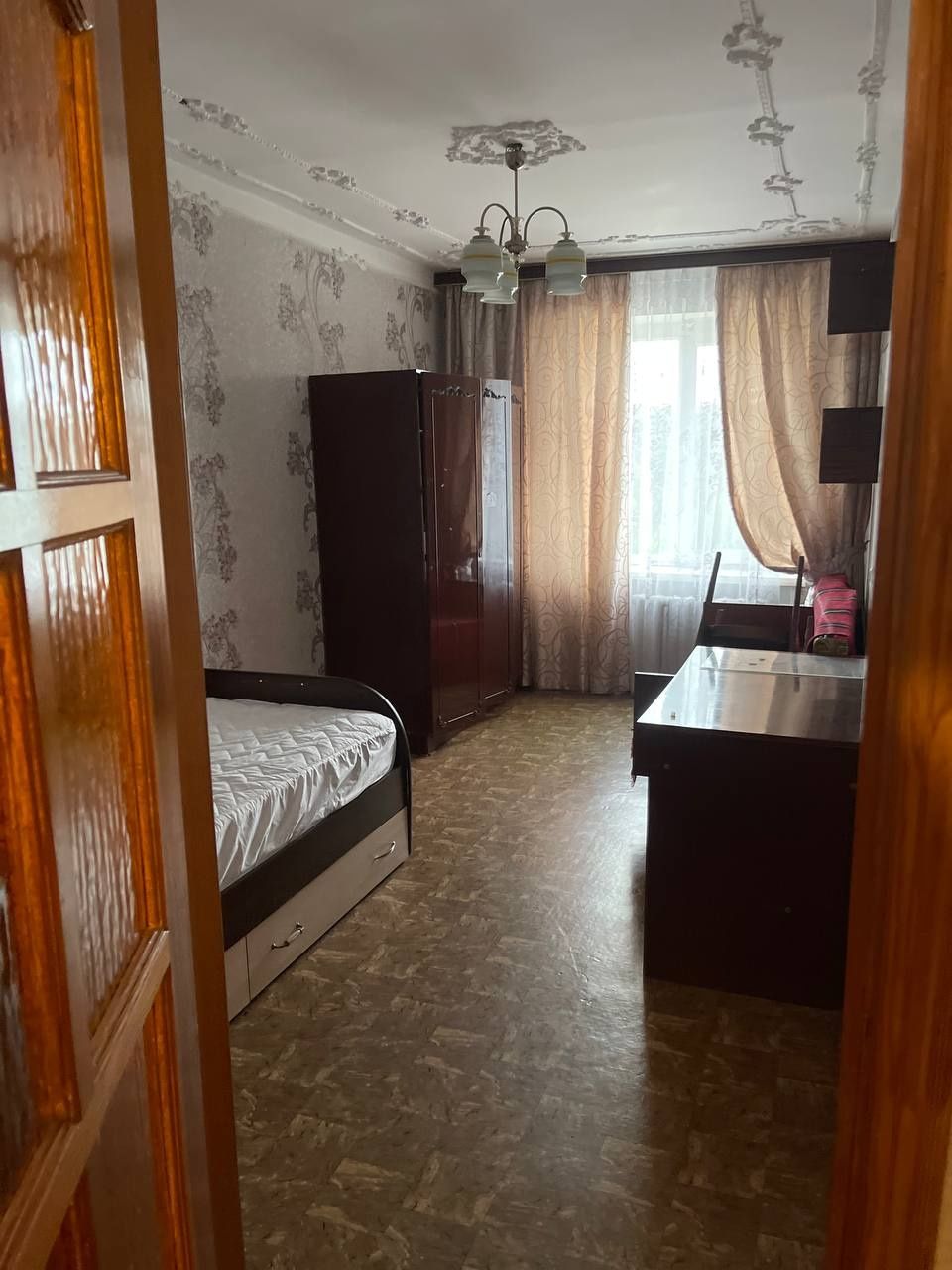 2-Room Apartment in Obuhiv, Clean and Well-Maintained