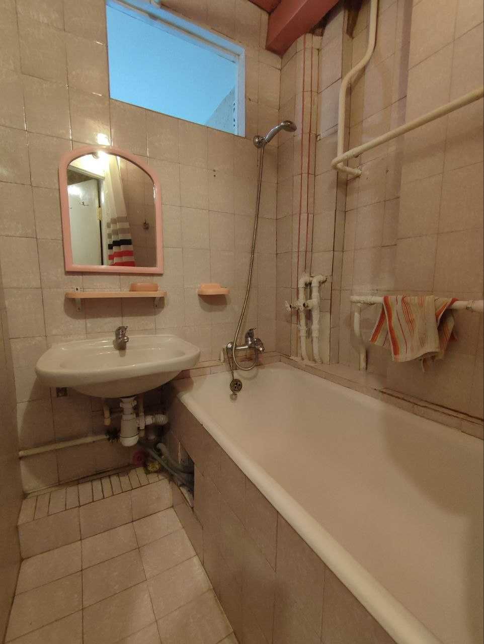1-bedroom apartment in Lesya Ukrainka Boulevard, Pechersk District