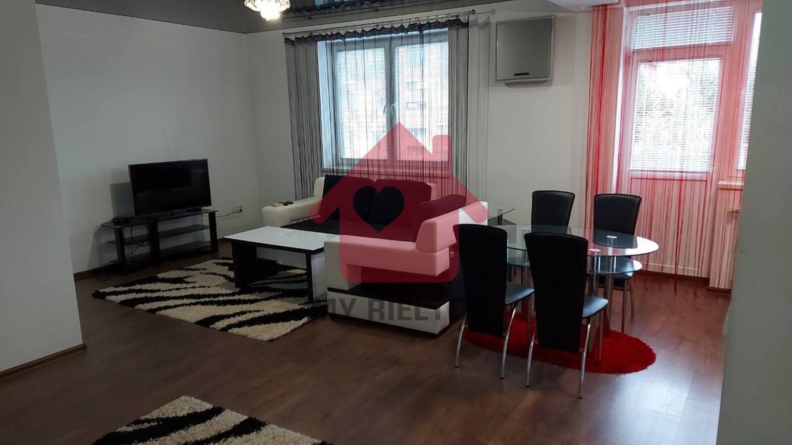 2-Room Apartment with Parking and Gas Heating