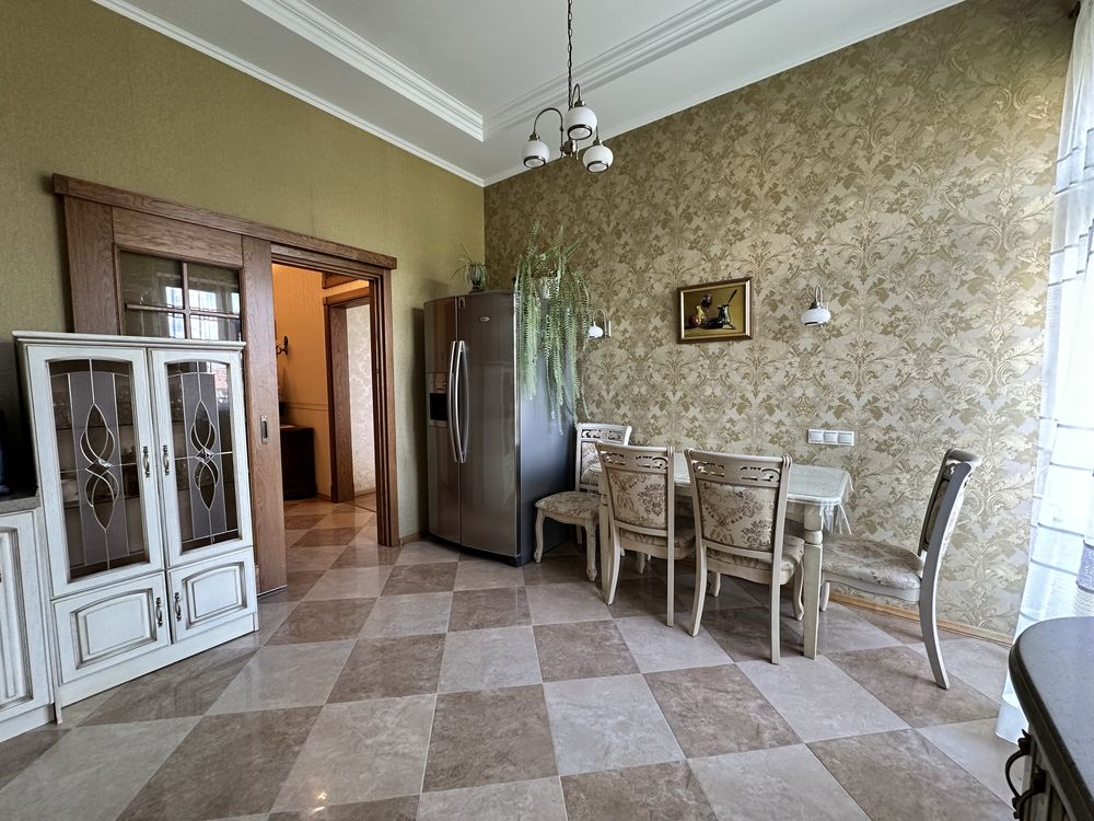 2-Bedroom City Center Apartment with Premium Features