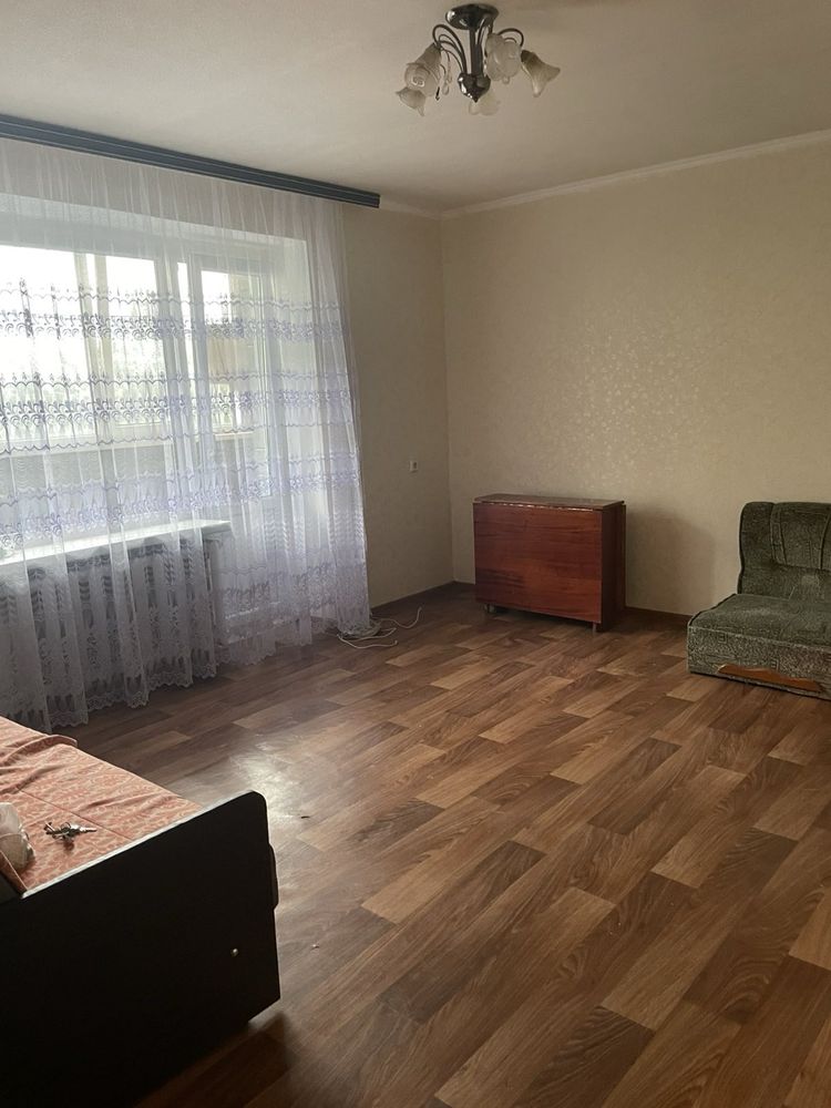 3-Room Apartment in Svyatopetrivske Village, Comfortable Living Conditions
