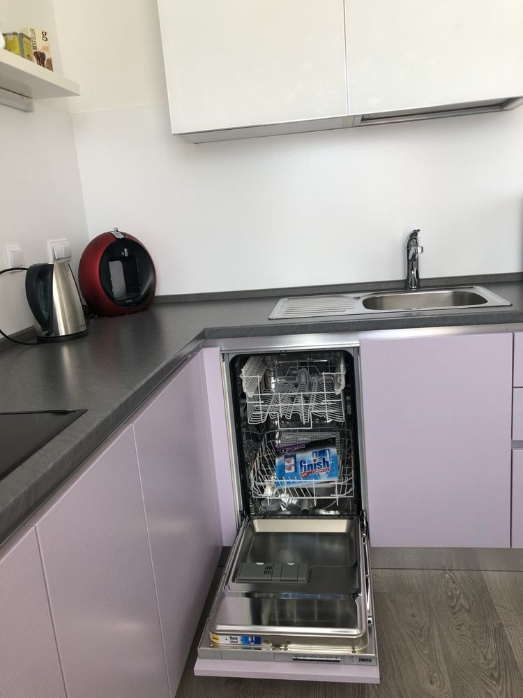 2-Room Apartment on Aerokosmic Street, Near Levada Metro