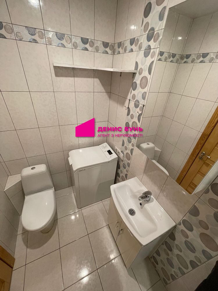1-Room Apartment on Spaska Street near Nagorny Shopping Center