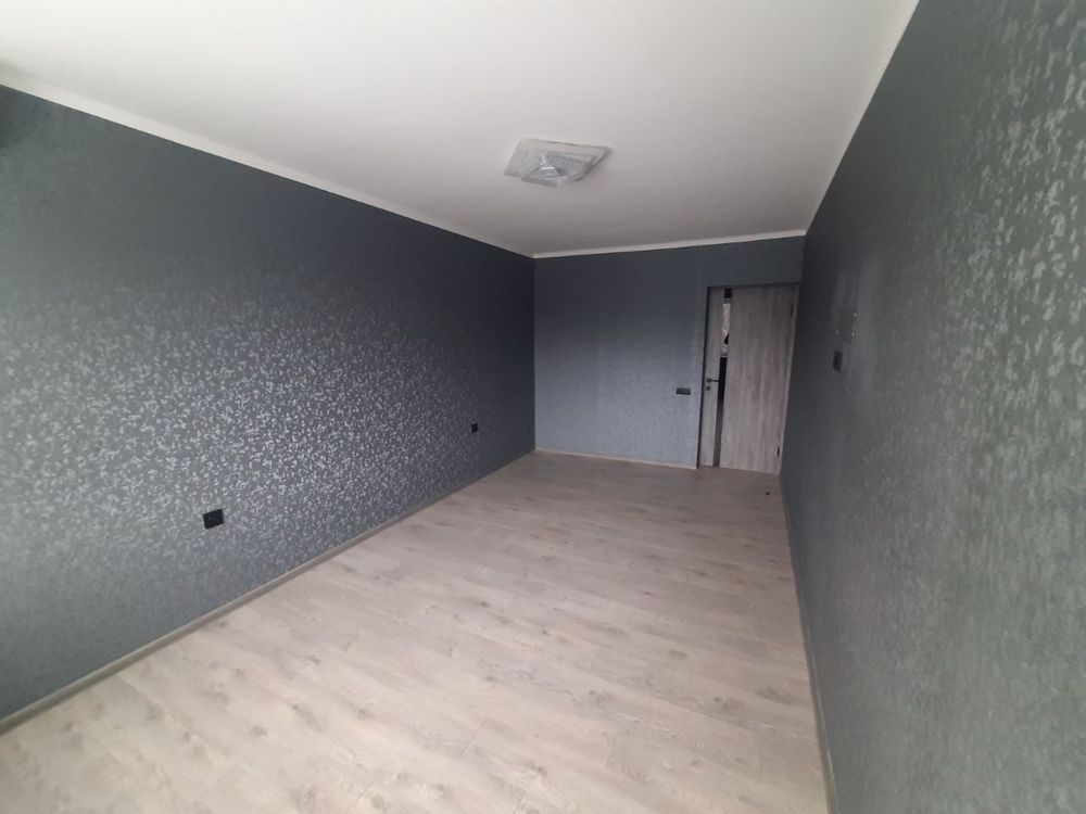Two-room apartment near Pension Fund with balcony