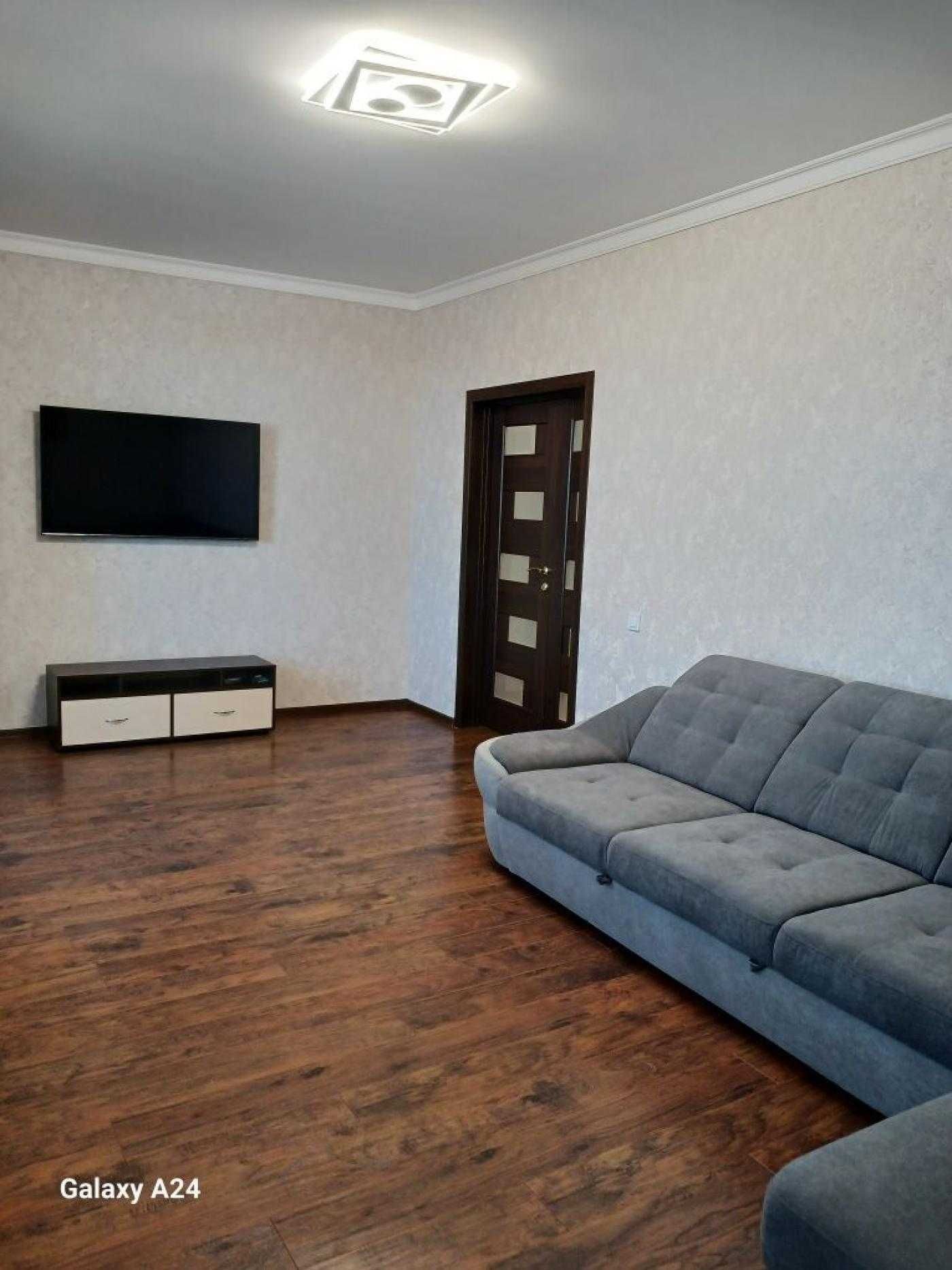 Modern 2-Bedroom Apartment with Individual Gas Heating