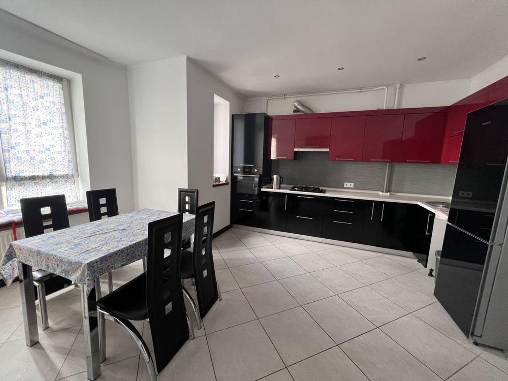 Apartment in Kalynova, Family-Friendly Neighborhood with Great View