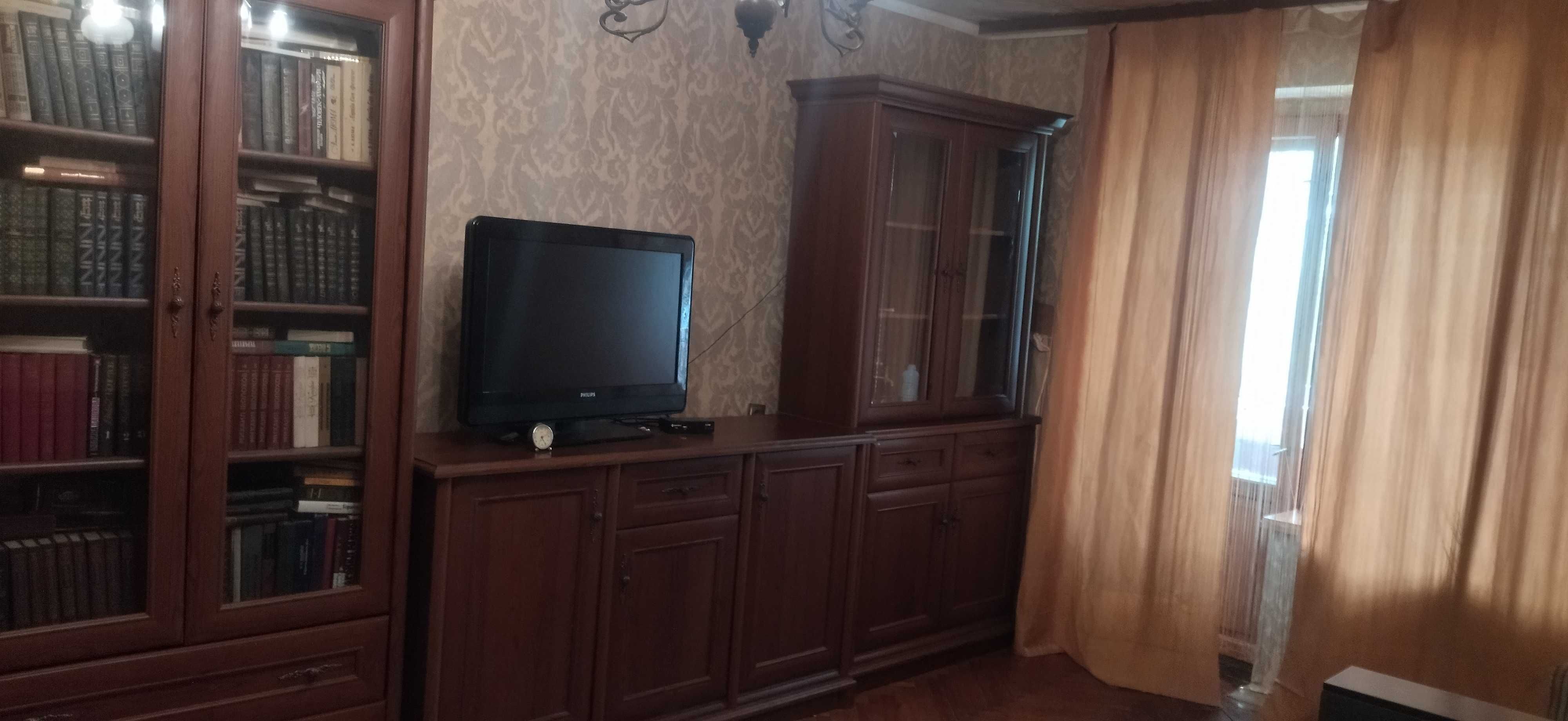 Modern 2-Bedroom Apartment Near Metro with Designer Kitchen