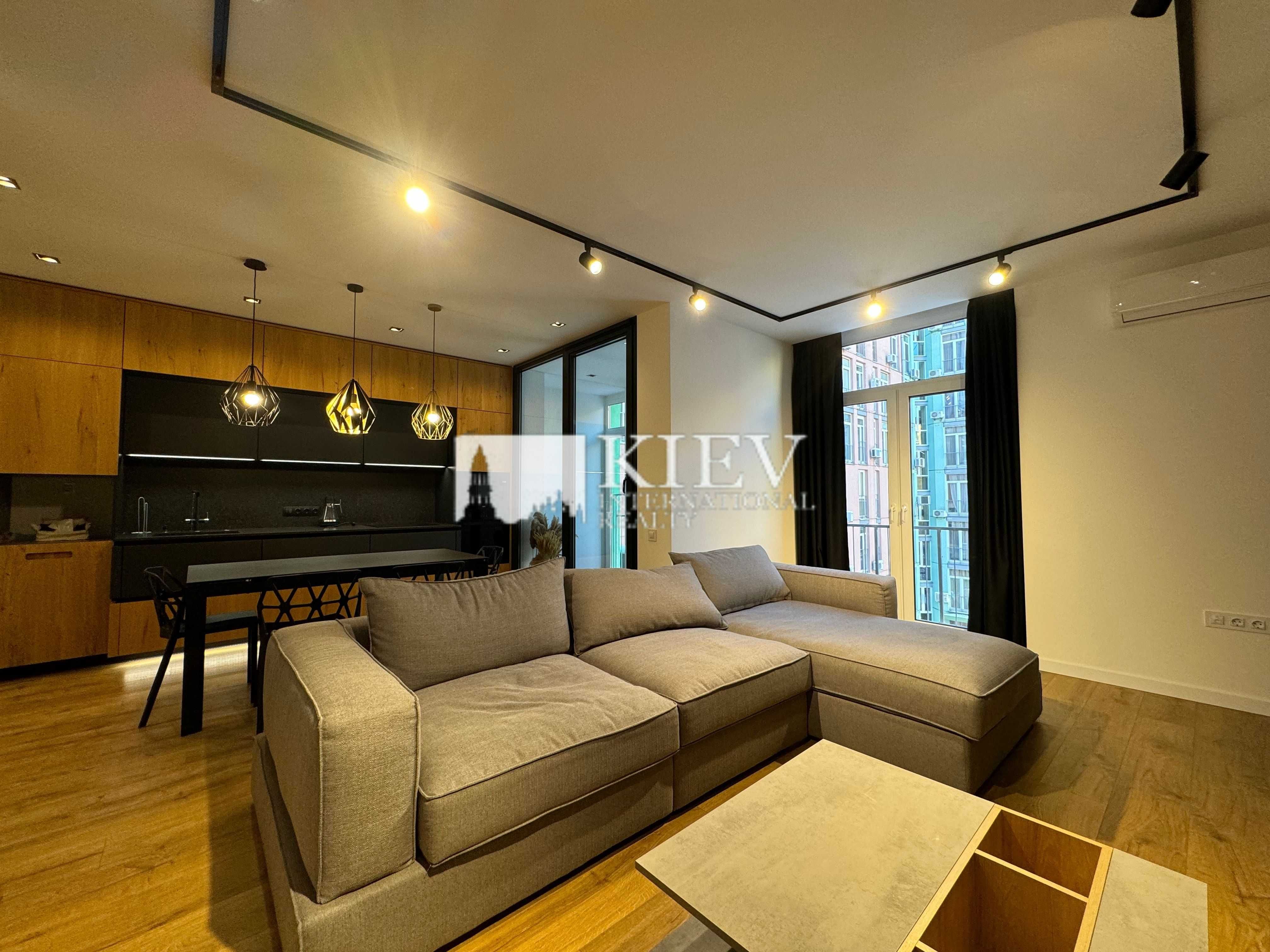 Stylish 3-Bedroom Apartment with Designer Interior
