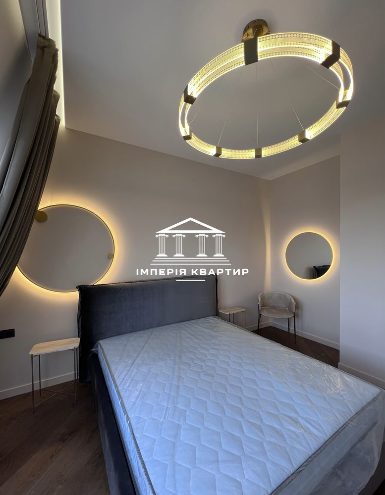 Luxury 4-Bedroom Apartment with Designer Renovation