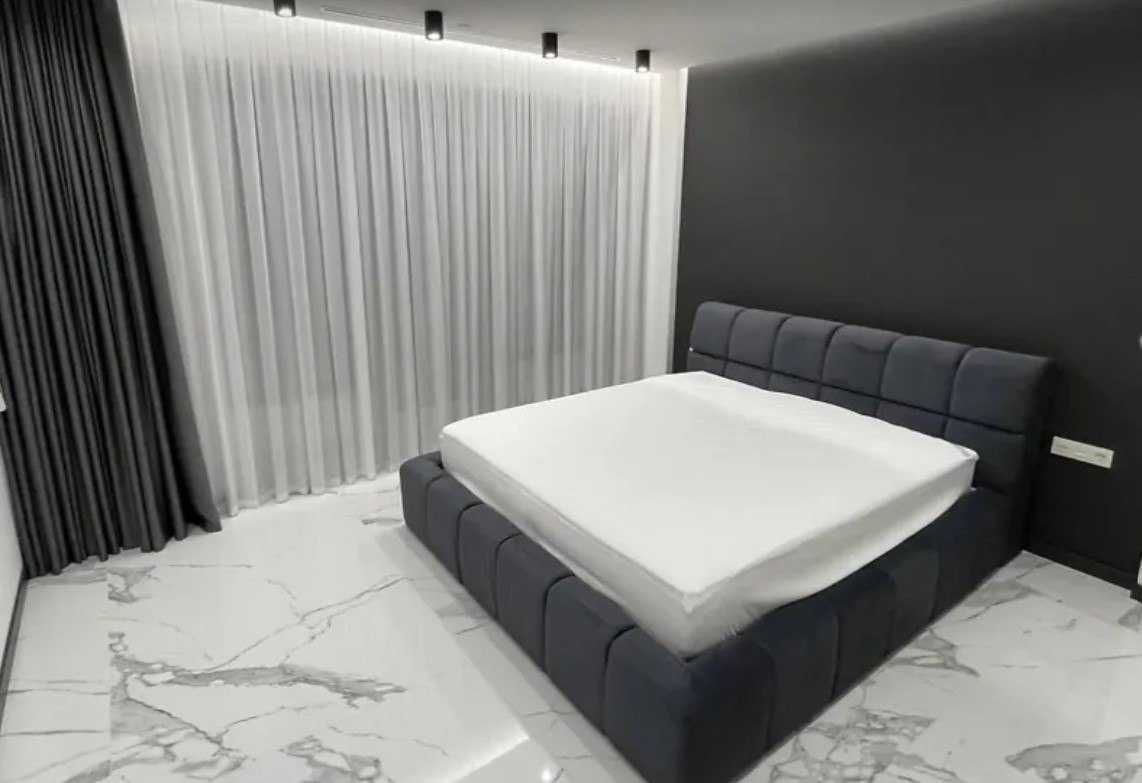 Designer Apartment in Panorama Residential Complex, Kyiv City Center
