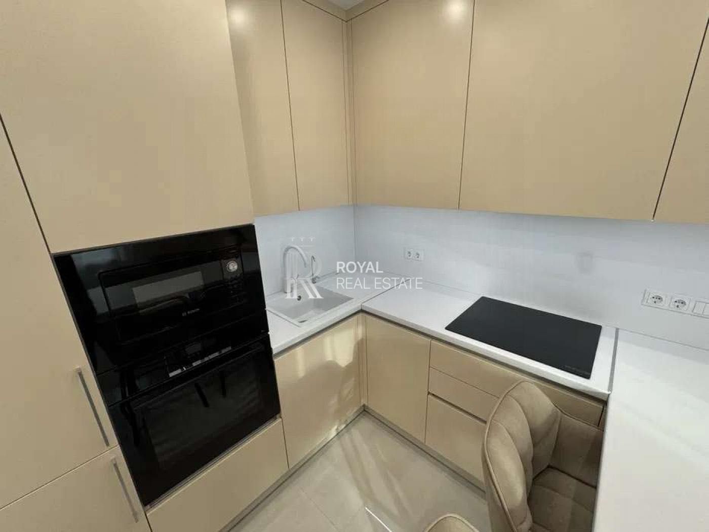 Stylish 1-bedroom apartment in Shevchenkivskyi district, city center