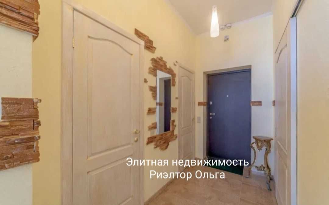 Two-bedroom apartment with panoramic sea view in Ruslana and Lyudmila Complex