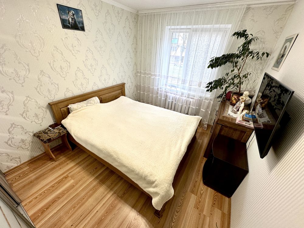 Renovated 2-bedroom apartment with central heating