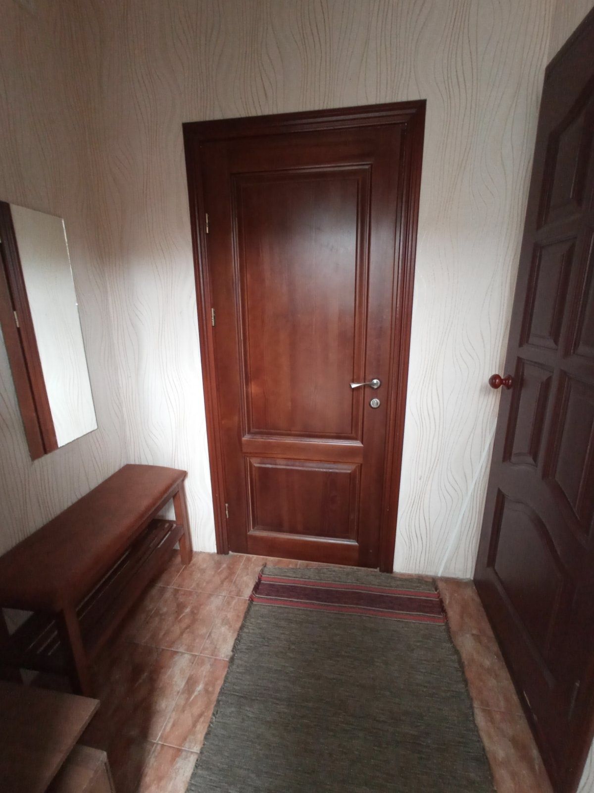 Cozy 1-room apartment near paper market in Borshchahivka