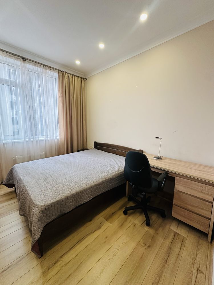 Modern Two-Bedroom Apartment with Separate Kitchen-Living Room