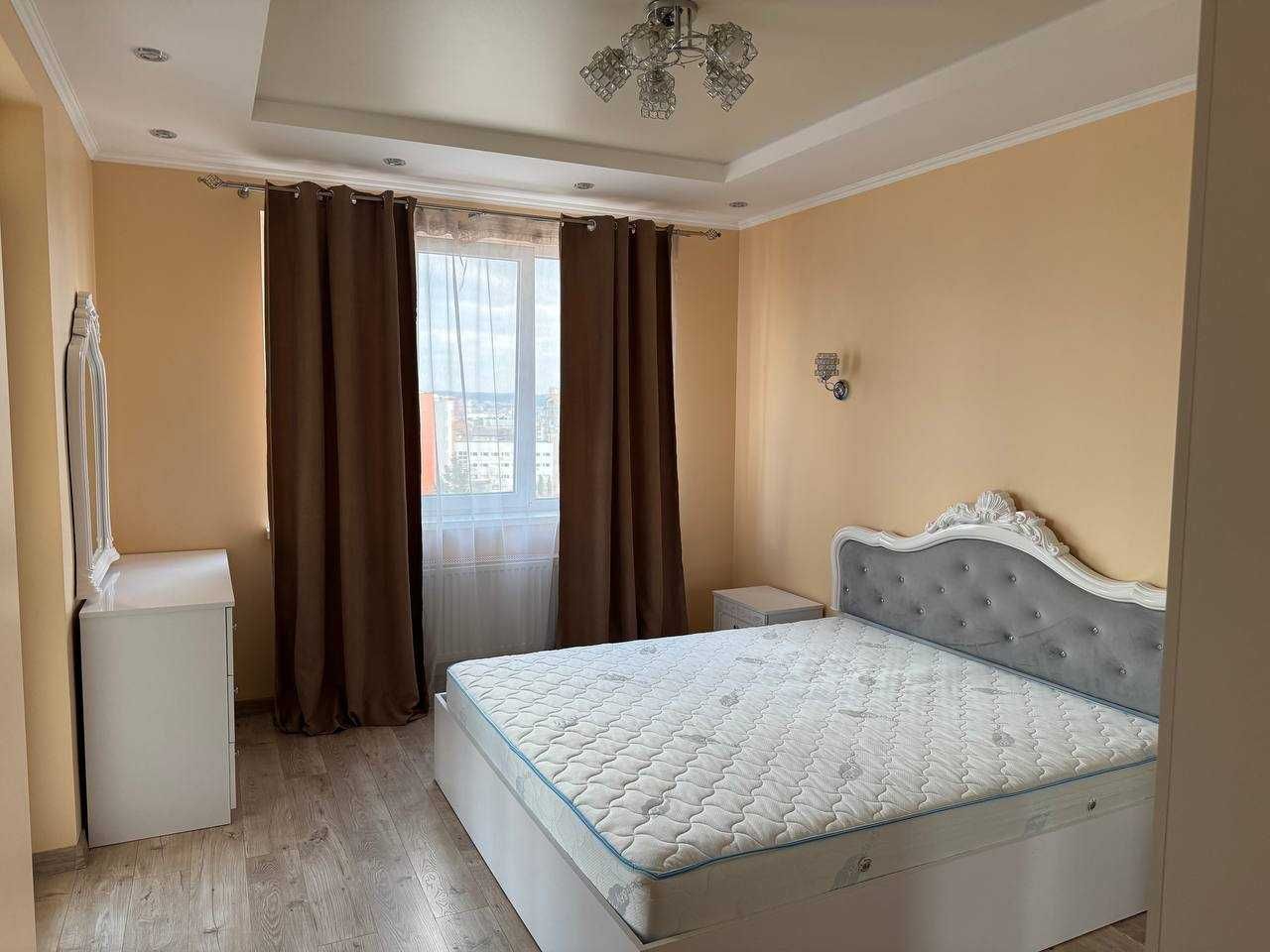 Rent 2-room apartment on Zaliznychna St., Veselka Residential Complex, 72 sq.m.