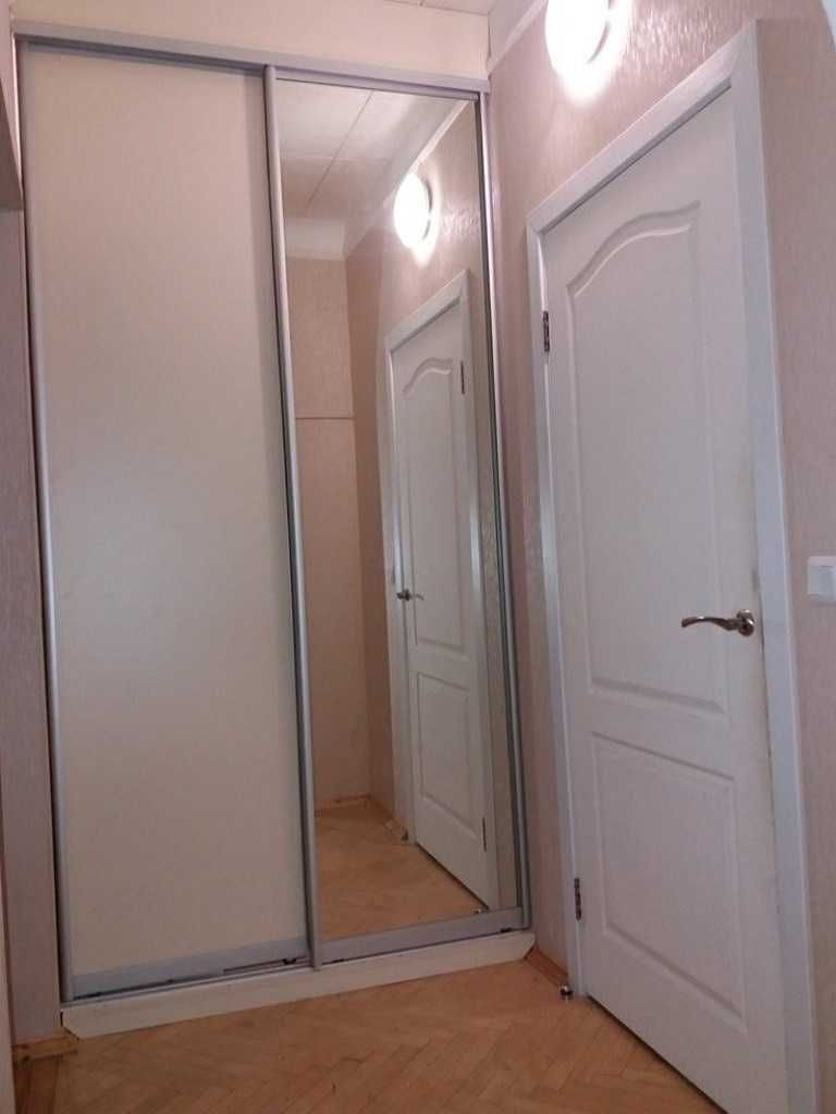 Modern Apartment Near Metro with Full Amenities