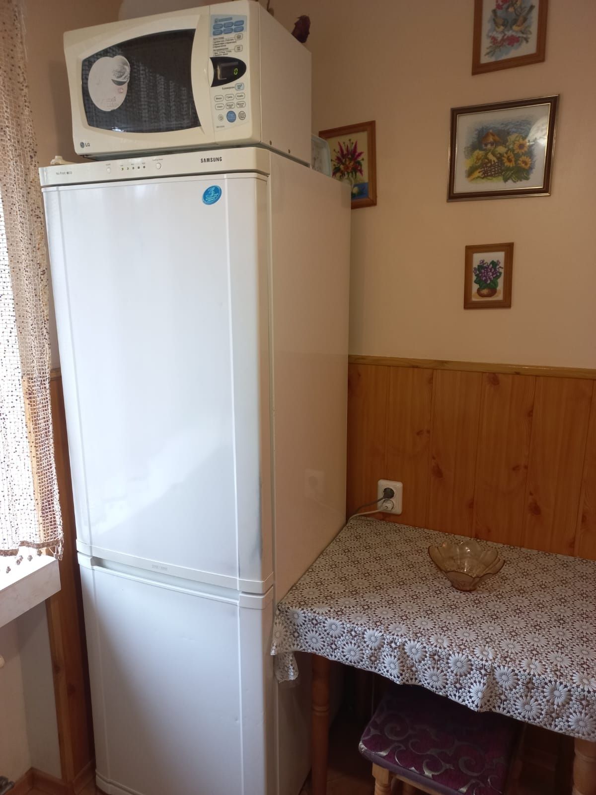 2-Room Apartment on Hrushevsky Street near Ocean Store