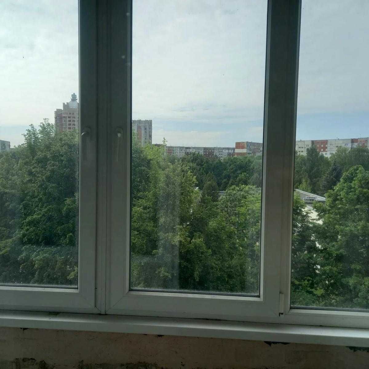 2-Room Apartment in Sykhiv, Dovzhenka Street