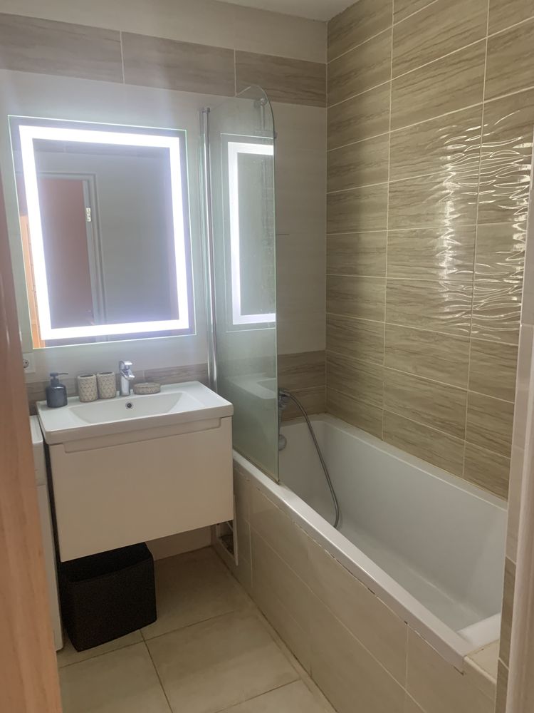 Modern 2-Bedroom Apartment in Pearl Complex