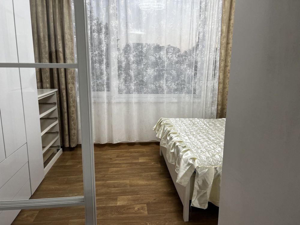 Cozy 1-bedroom apartment in Petropavlivska Borshchahivka