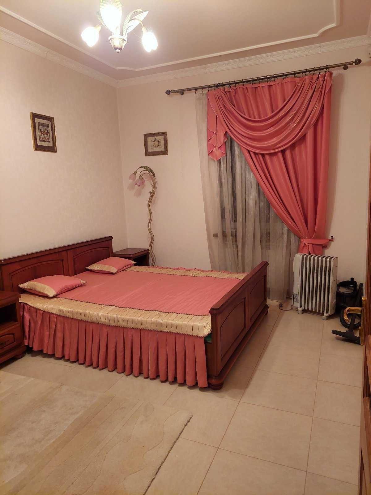 2-Room Apartment in Truskavets City Center