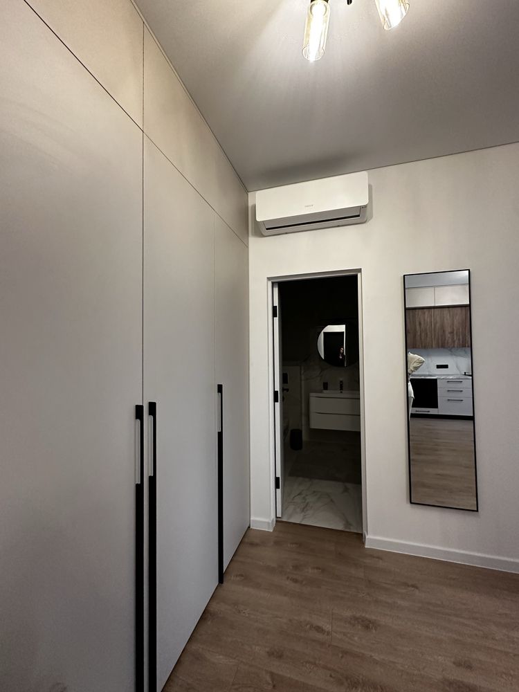 Modern 1.5-room apartment in JK Oazis complex