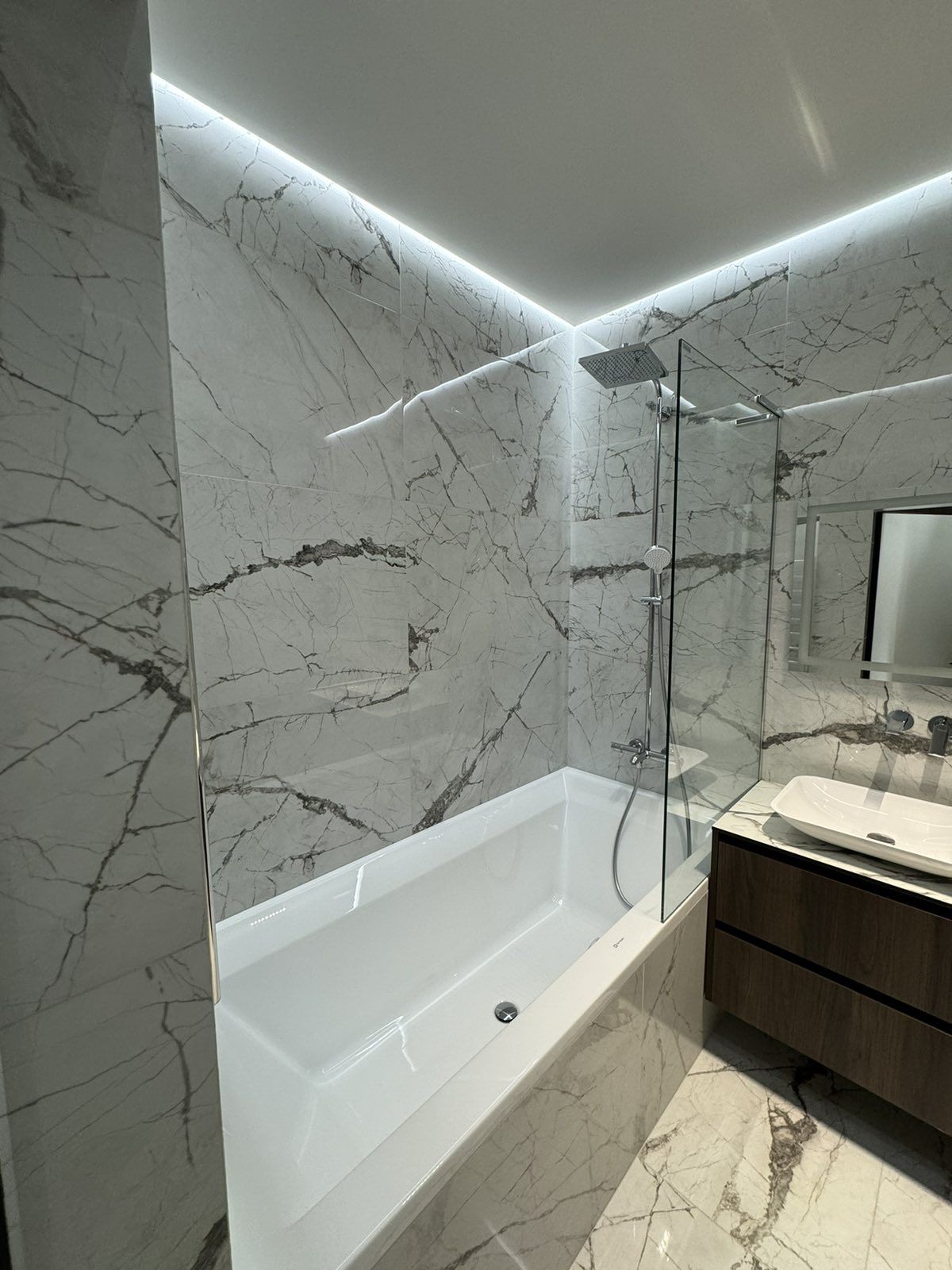 Spacious apartment with river view in elite residential complex