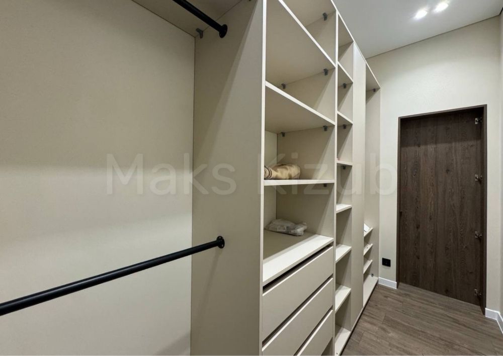 Modern 1-Bedroom Apartment in City Line Complex with Premium Features