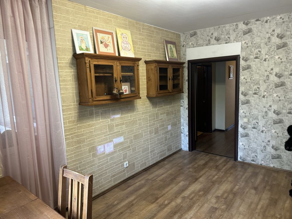3-Room Apartment in Golosiyivskyi District, Near Subway