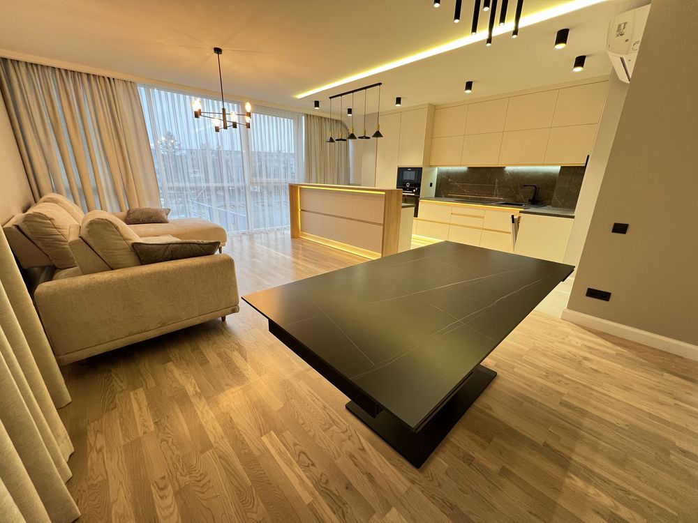 2-Room Apartment with Designer Renovation on Horodoska Street